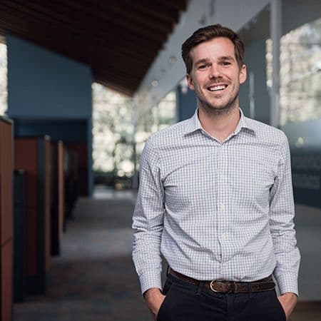 Corentin Larue, Fundes